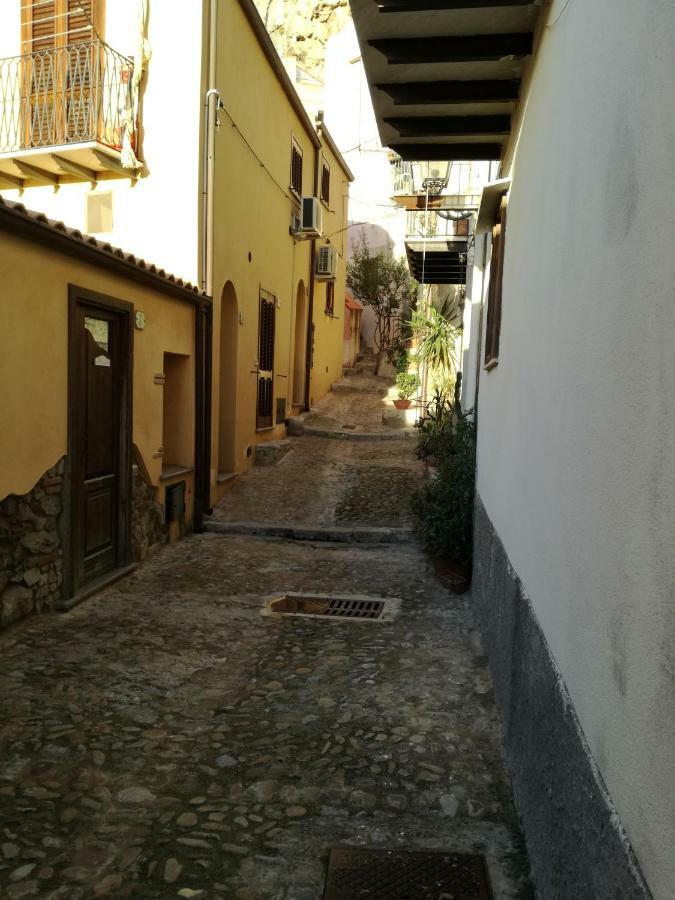 Domunua Holiday House Cefalù Kültér fotó